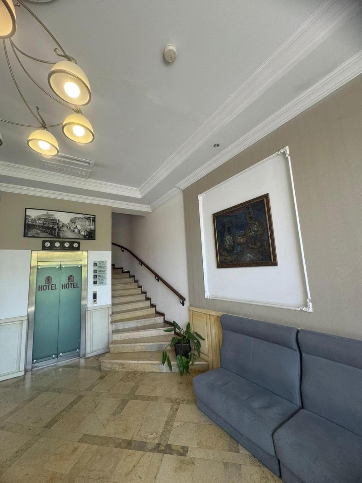 Hotel Beka Palace Тбилиси Екстериор снимка