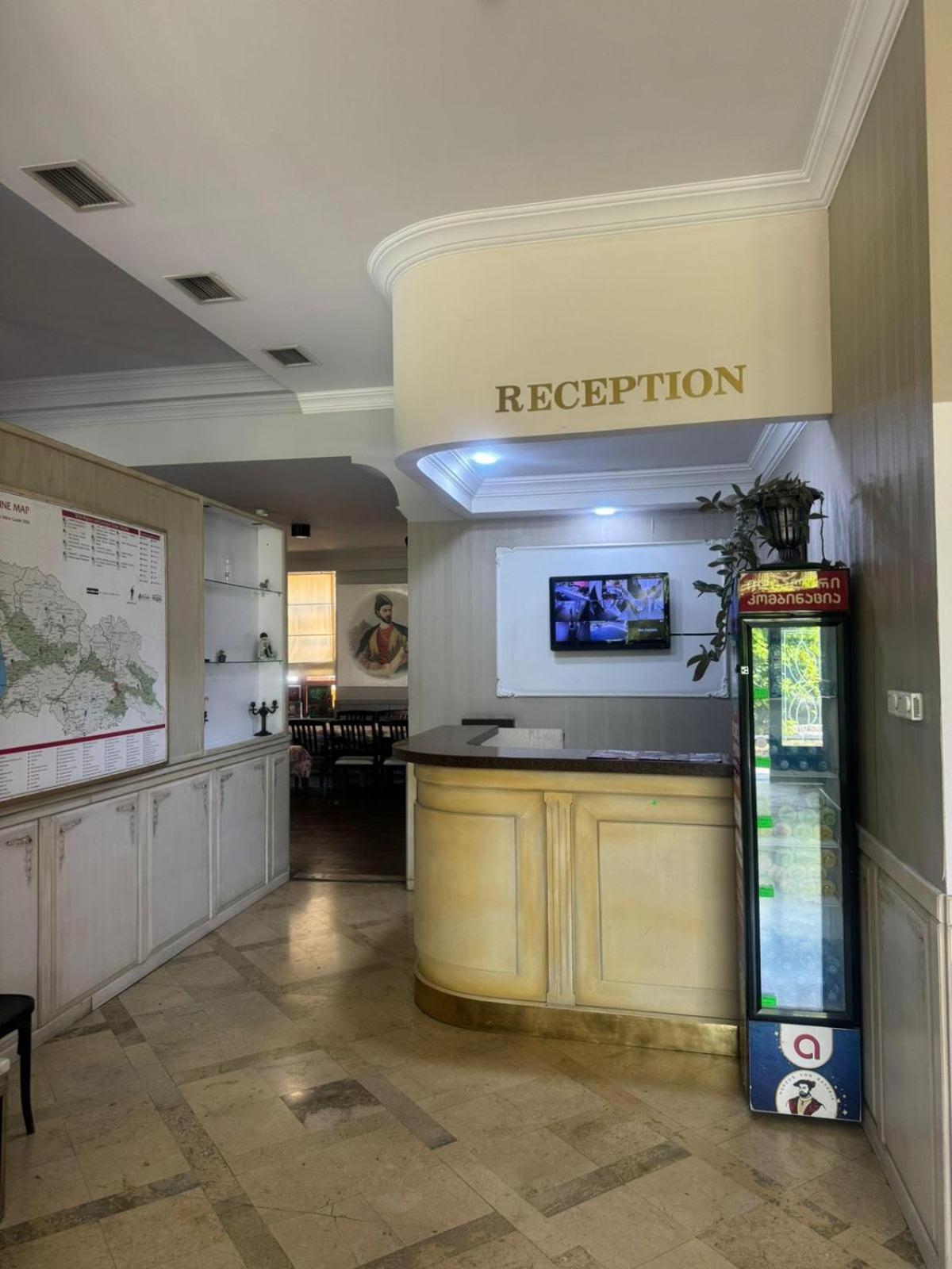 Hotel Beka Palace Тбилиси Екстериор снимка